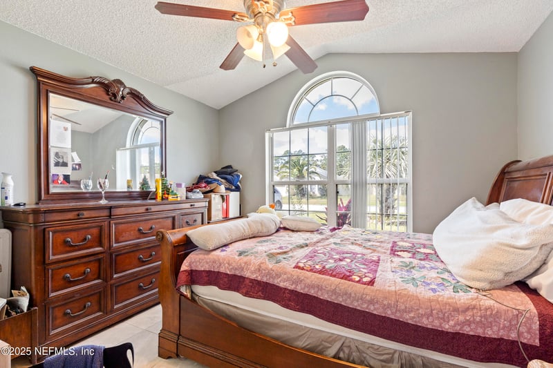 1866 Penzance Pw, Middleburg, FL 32068