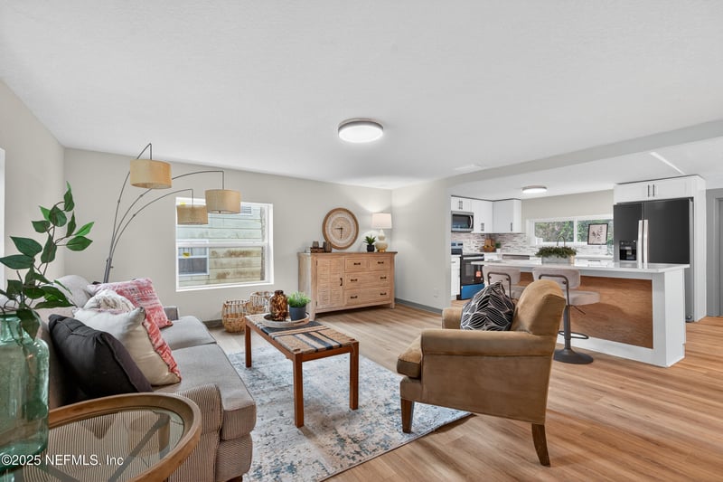 323 8th St, Fernandina Beach, FL 32034