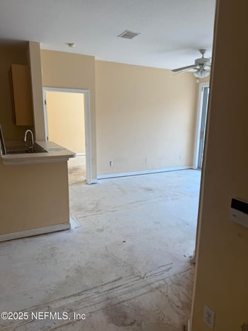 8601 Beach Blvd #921, Jacksonville, FL 32216