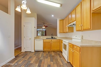 6669 Morse Glen Ln, Jacksonville, FL 32244