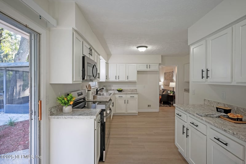 1727 Poplar Dr, Orange Park, FL 32073