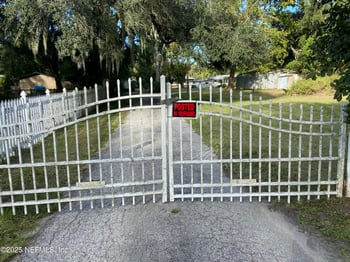 590 Palmetto Bluff Rd, Palatka, FL 32177