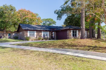 1515 Pointer Dr, Jacksonville, FL 32221