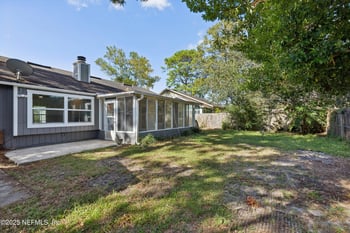 8473 Spencers Trace Dr, Jacksonville, FL 32244