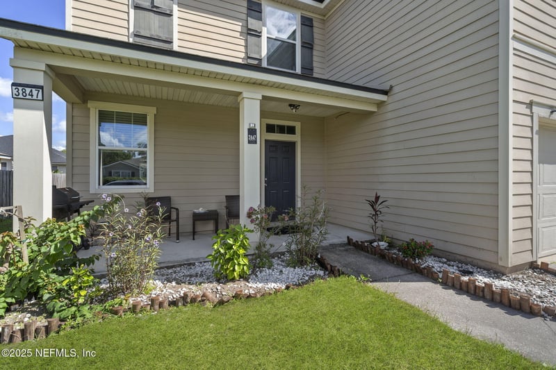 3847 Falcon Crest Dr, Green Cove Springs, FL 32043
