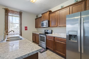 3847 Falcon Crest Dr, Green Cove Springs, FL 32043