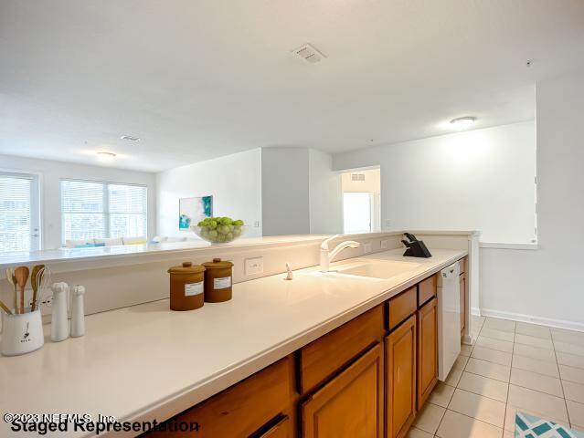 13364 Beach Blvd #525, Jacksonville, FL 32224