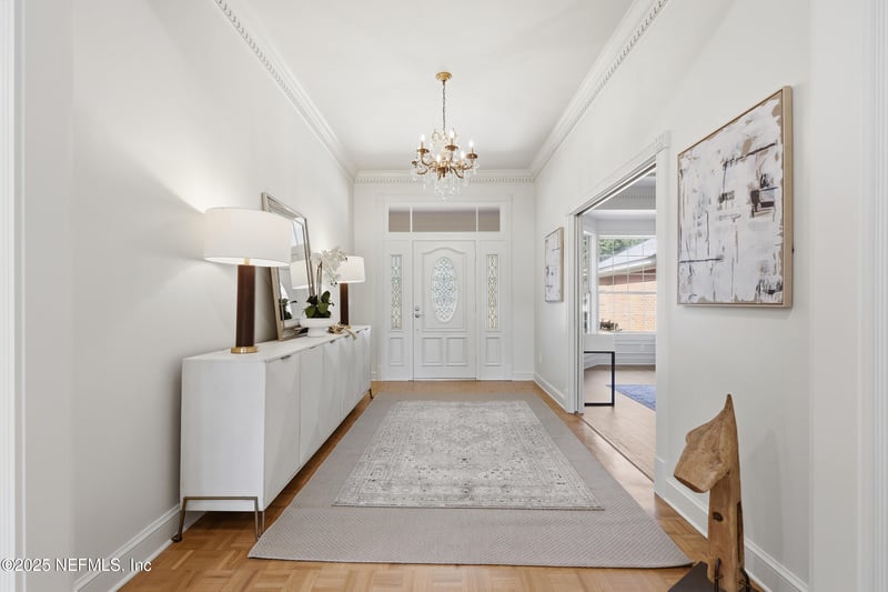 8127 Middle Fork Ln, Jacksonville, FL 32256