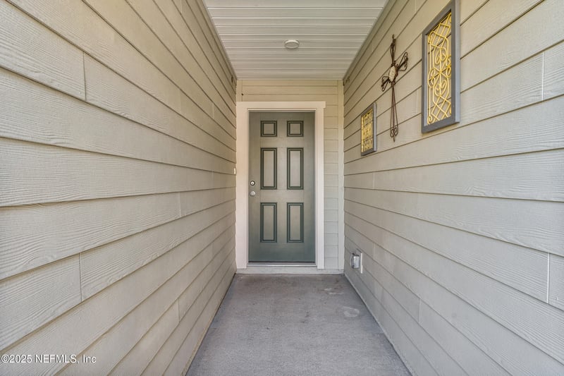 577 Panther Lake Pw, Jacksonville, FL 32221