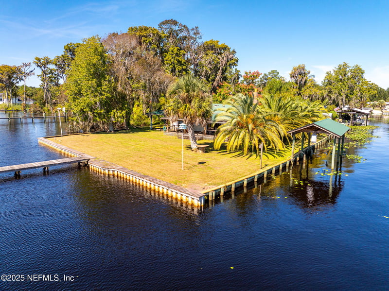 8528 Moody Canal Rd, St Augustine, FL 32092