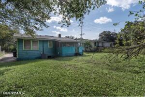 2636 Firestone Rd, Jacksonville, FL 32210