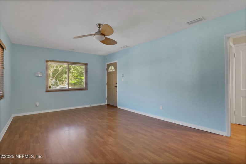 6172 Mercer Cir, Jacksonville, FL 32217