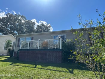 156 Lake Margo Dr, Satsuma, FL 32189