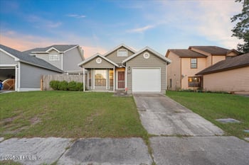 2467 Townsquare Dr, Jacksonville, FL 32216