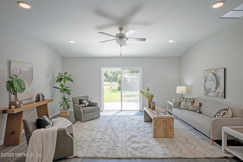 14207 Gossett St, Jacksonville, FL 32218