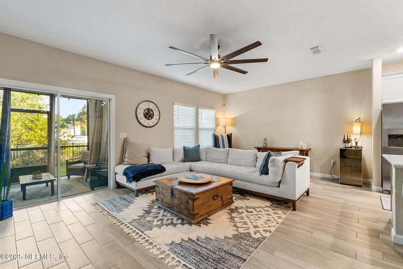 12852 Josslyn Ln, Jacksonville, FL 32246