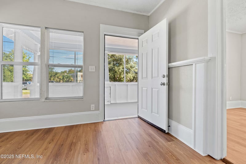 662 Beechwood St, Jacksonville, FL 32206