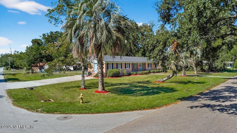 9414 Carbondale Dr, Jacksonville, FL 32208