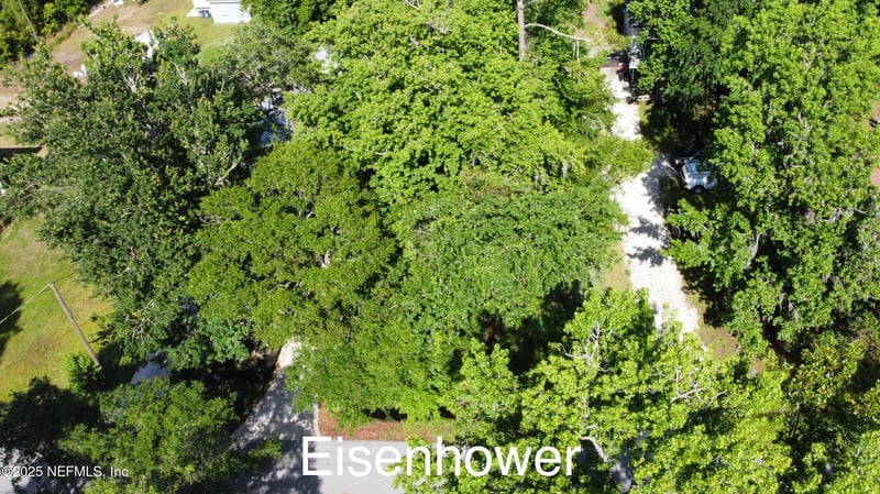 1318 Eisenhower Dr, St Augustine, FL 32084