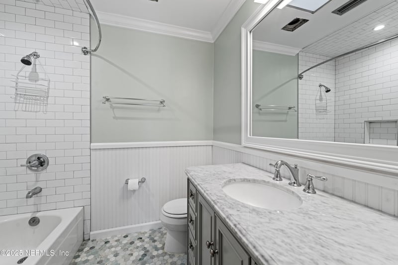 8411 Grampell Dr, Jacksonville, FL 32221