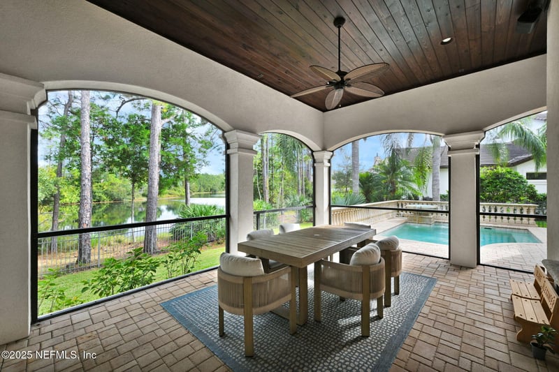 5233 Commissioners Dr, Jacksonville, FL 32224