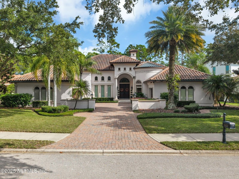 5233 Commissioners Dr, Jacksonville, FL 32224