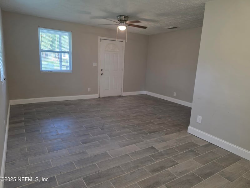 1072 Mackinaw St, Jacksonville, FL 32254