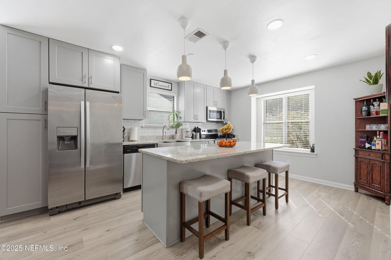 7655 Hilsdale Harbor Ct, Jacksonville, FL 32216