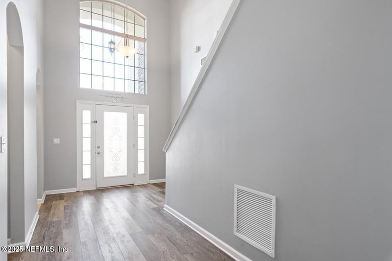 700 Reflection Cove Rd, Jacksonville, FL 32218