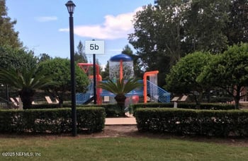 9455 Staplehurst Dr, Jacksonville, FL 32244