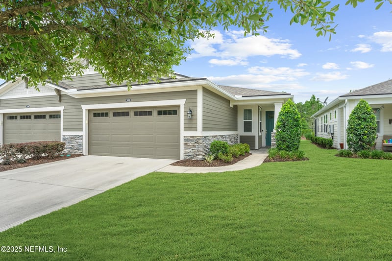 130 Juniper Hills Dr, St Johns, FL 32259