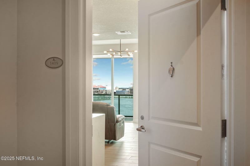 1431 Riverplace Blvd #1409, Jacksonville, FL 32207
