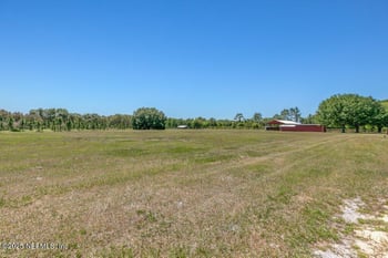 643 State Road 100, San Mateo, FL 32187