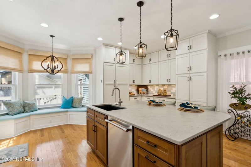 111 6th St, Fernandina Beach, FL 32034