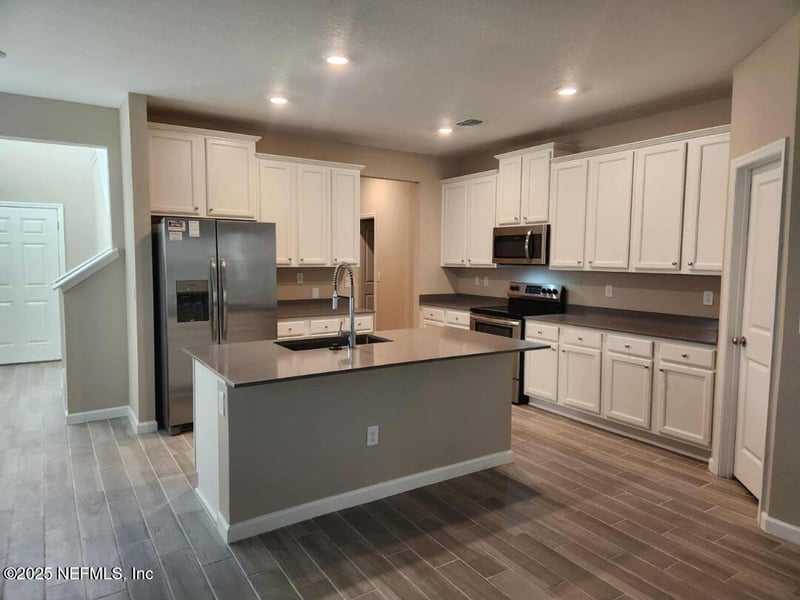 12168 Blockhouse Creek Ct, Jacksonville, FL 32218