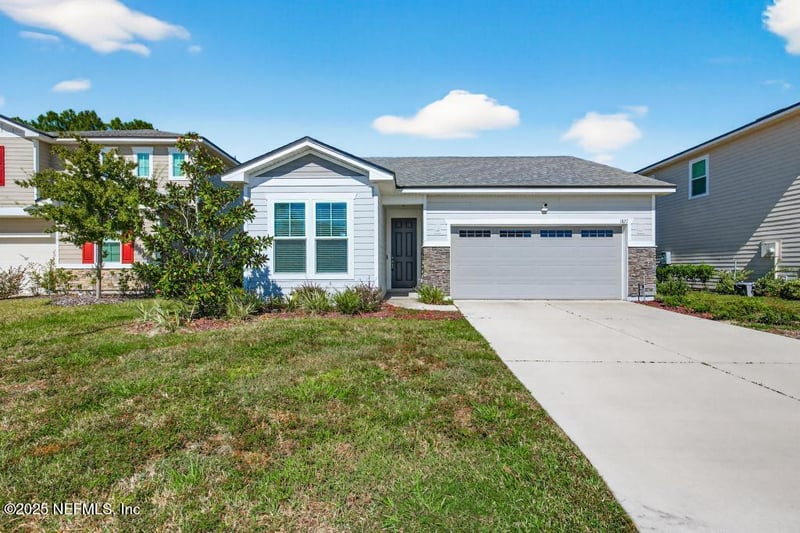 1827 Amberly Dr, Middleburg, FL 32068