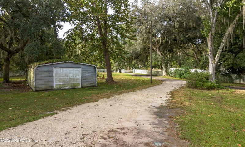 590 Palmetto Bluff Rd, Palatka, FL 32177