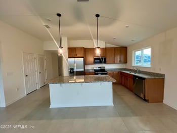 8249 Hawkes Meadow Dr, Jacksonville, FL 32219