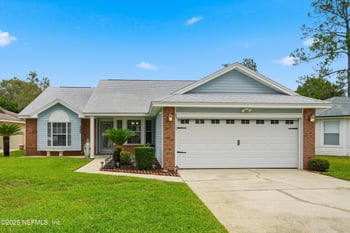 8813 Fieldside Dr, Jacksonville, FL 32244