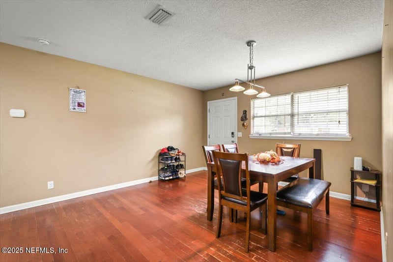 7818 Falcon St, Jacksonville, FL 32244