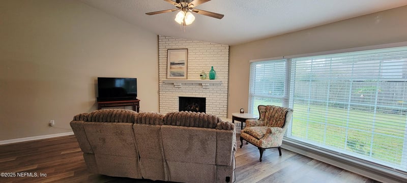 9708 Stead Ct, Jacksonville, FL 32221