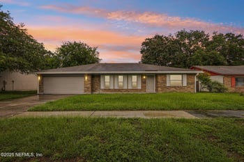 2427 Olson Ln, Jacksonville, FL 32210