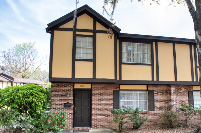 4822 Windrush Ln, Jacksonville, FL 32217