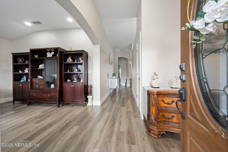 9407 Bruntsfield Dr, Jacksonville, FL 32244