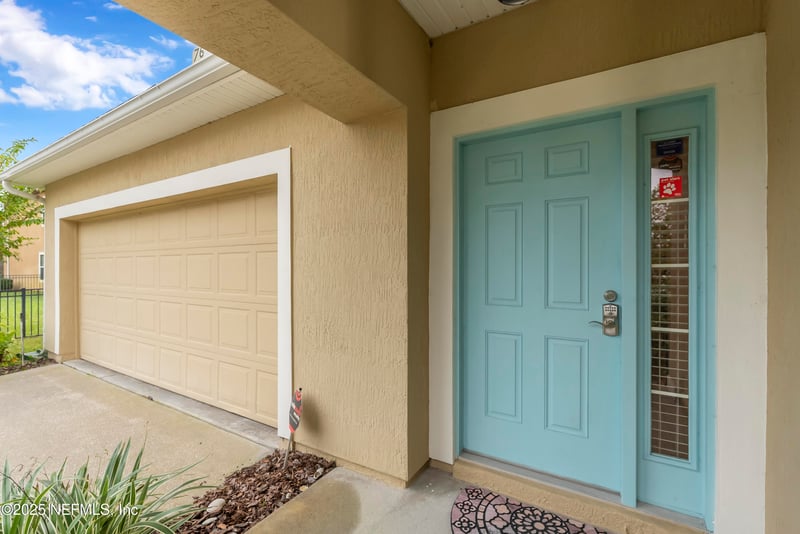 76 Pond Run Ln, Jacksonville, FL 32218