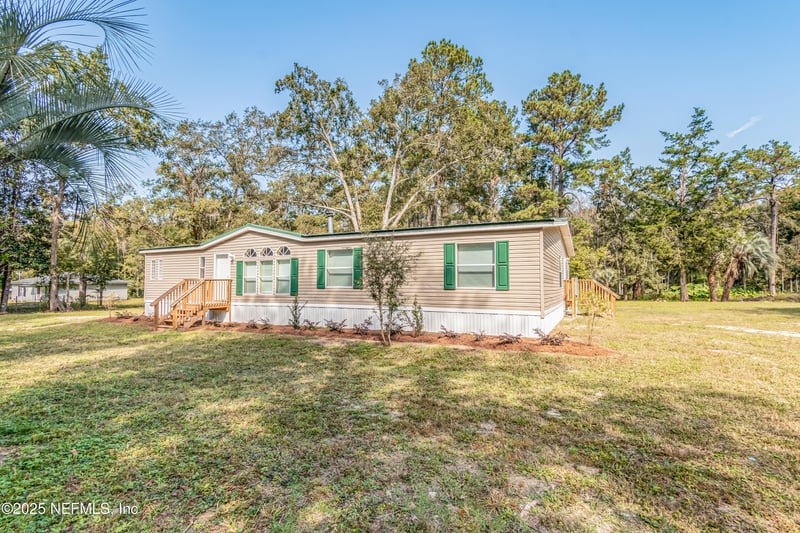 5577 Myrtle Rd, Macclenny, FL 32063