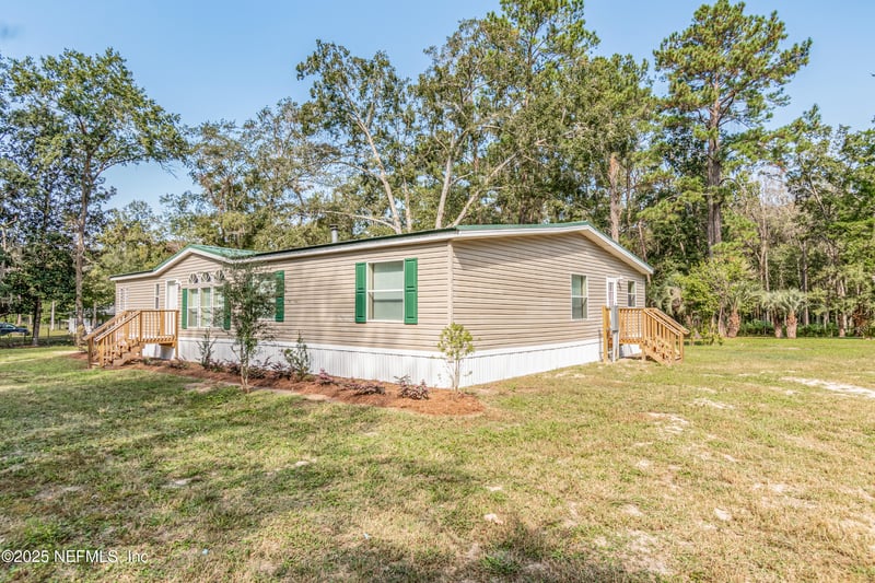 5577 Myrtle Rd, Macclenny, FL 32063