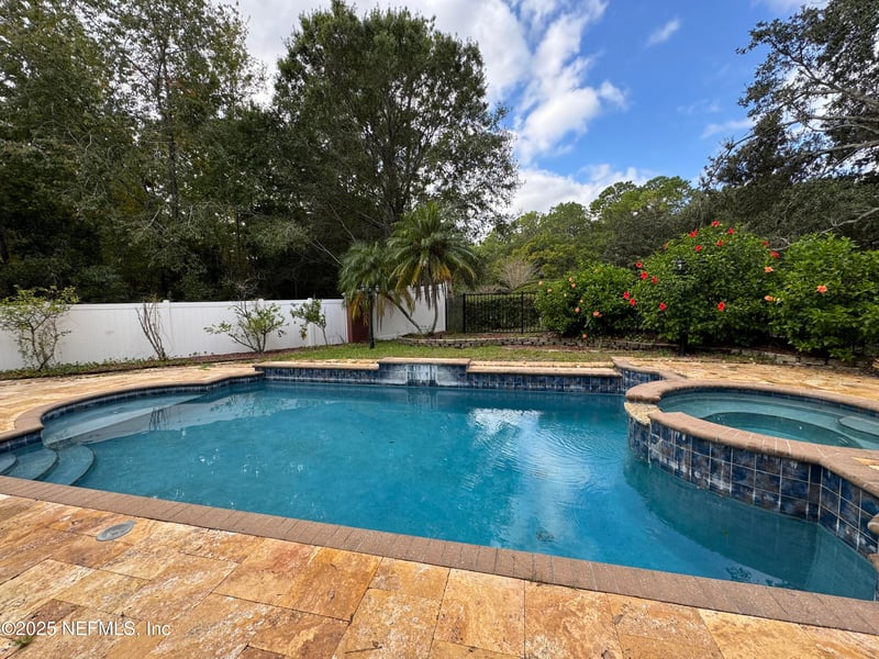 9902 Windwater Ct, Jacksonville, FL 32256