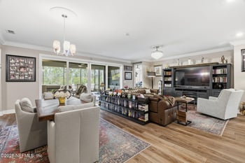 2316 Glade Ln, Green Cove Springs, FL 32043