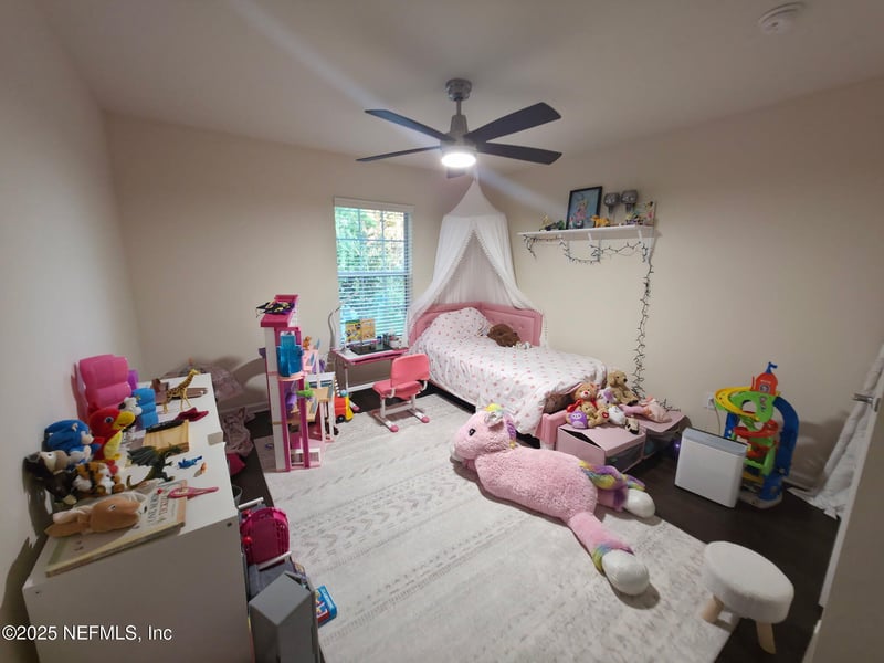 3947 Lionheart Dr, Jacksonville, FL 32216